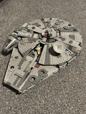 Millennium Falcon Lego 75257